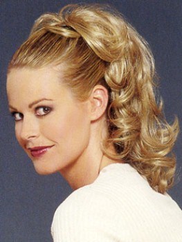Short Shag Comb Hairpiece<br>Revlon