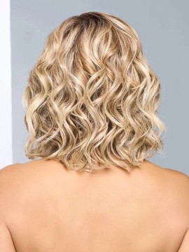 Romantic Renaissance Wig Lace Front Full Hand Tied FeatherLite Heat Friendly Wig by Raquel Welch Romantic Renaissance Wig Lace Front Full Hand Tied FeatherLite Heat Friendly Wig by Raquel Welch