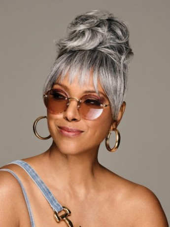 Sleek Style Bun & Bangs Heat Friendly by Kim Kimble Sleek Style Bun & Bangs Heat Friendly by Kim Kimble